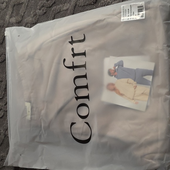 Comfrt Travel Essential Sweatpants, Bark - Picture 2 of 4